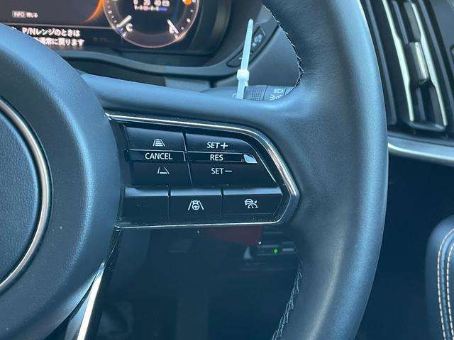 ◆【クルージング＆トラフィック・サポート（CTS）】ペダルを踏まなくても設定した速度で先行車との車間距離を保って、車線に沿って走行します！渋滞時も安心です。機能には限界があるためご注意ください。