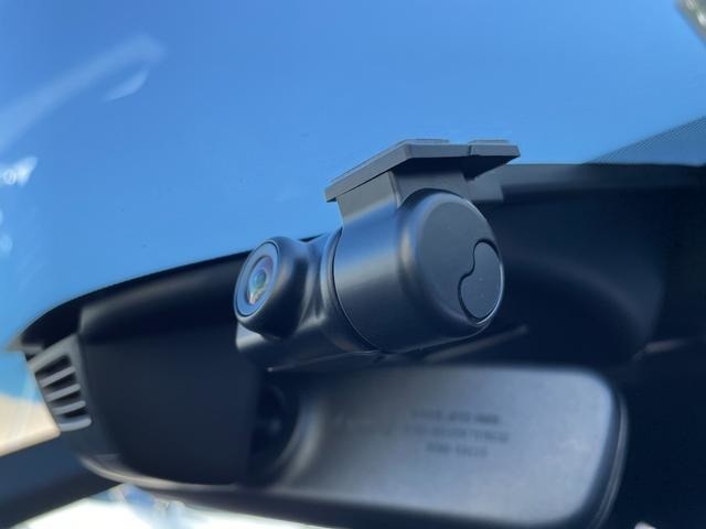◆【ドライブレコーダー】映像・音声などの運転中の記録を残します。事故などを起こした起こされた時の証拠になりえますので、もしも時でも安心ですね。