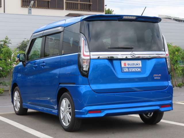 任意保険やJAFなどお車に関するサービス全般取り扱っております！すべてお任せください！