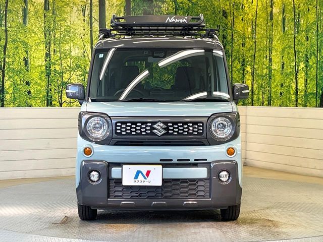 弊社では、全車『修復歴なし』のお車のみ取り扱っております。専任バイヤーによる厳選した仕入れの後、入庫後の車両チェックを行い、ネクステージが認定した高品質な中古車をご提供しております。