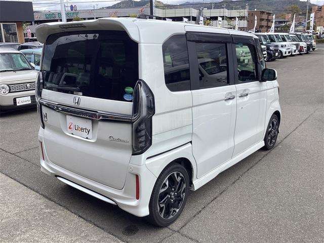 ■□■□■ 遠方販売も承ります！！ 別途陸送費・県外登録費用が必要となります！！ 概算で計算できますので一度お問い合わせください！！ （一部遠方販売不可車両もあります） ■□■□■