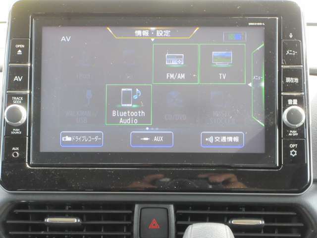 メモリ-ナビ（SD方式）：CD・DVD・Bluetooth再生機能付なので、好きな音楽を聴きながら楽しいドライブガ可能です♪またフルセグTVチュ-ナ-内蔵ですので高画質にてTVの視聴も可能です！