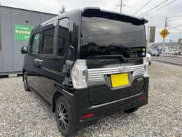 ボディ全体を磨き、コーティングを施工しております