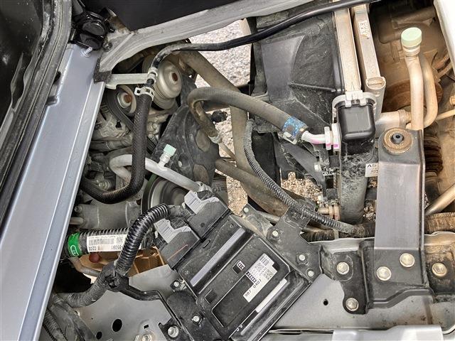 価格に自信アリ！当店は田舎にある小さな車屋さんです。家賃・人件費などのコストを削減し、仕入れは全国のオークションやお客様下取り車等から厳選することで、状態の良い車の低価格を実現しております！