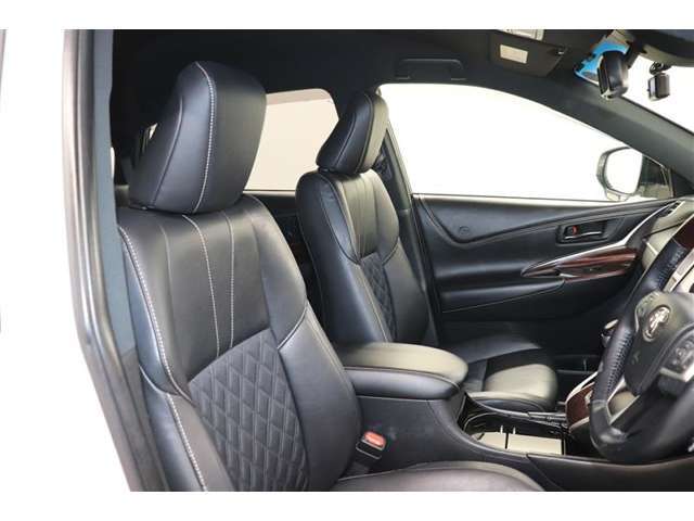 運転席に座ってご確認下さい