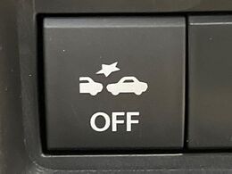 【スズキ　セーフティサポート】走行中に前方の車両等を認識し、衝突しそうな時は警報とブレーキで衝突回避と被害軽減をアシスト。より安全にドライブをお楽しみいただけます。