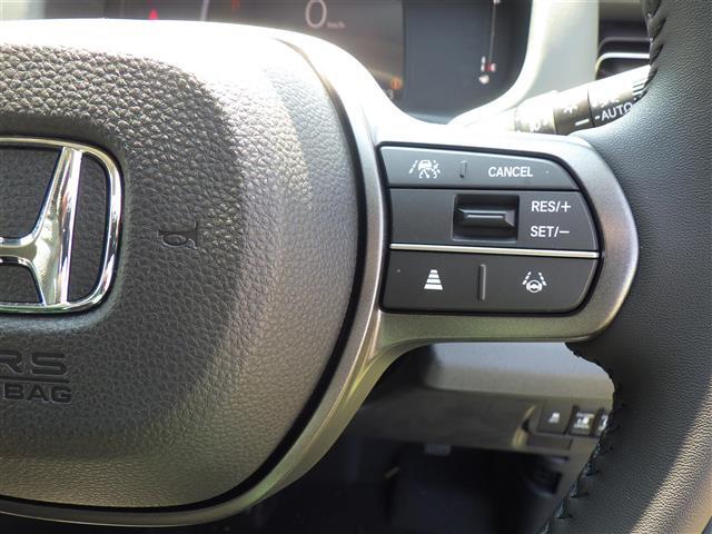 【アダプティブクルーズコントロール】設定した車速内で自動で加減速♪先行車との車間距離を適切に維持した追従走行が可能です