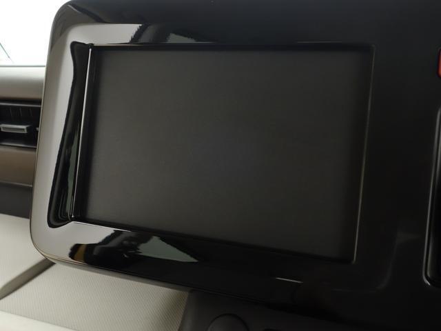 ご納車前にはプロの整備士が点検を行い、交換の必要がある部品は交換してからご納車いたします。また、その後の点検・整備・車検等も当社にお任せください。