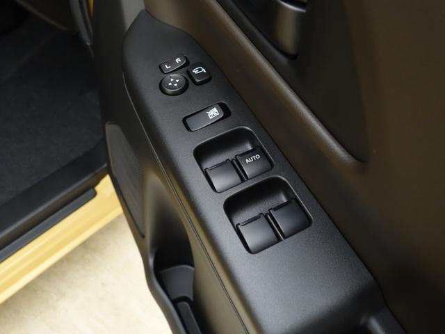 ご納車後の定期的点検に合わせて、「エンジンオイル＆フィルター交換」を行うお得なメンテナンスパッケージの「安心メンテナンスパック」をおすすめしております。詳細については当店スタッフまでお尋ねください。