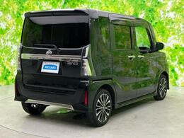 全国に店舗を展開しているのでどこでもお取り寄せが可能です！この車が気になるけど遠方だから・・・と諦める必要はありません！※別途陸送費が必要です。