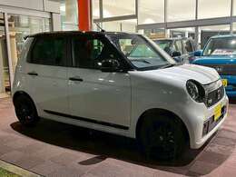 ラゲッジスペースはセカンドシートを倒して頂くとフラットに！大きな荷物も楽々積んで頂けます！