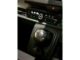 夜間に大活躍！LEDヘッドライト！良好な視界で安心して乗って頂けます！