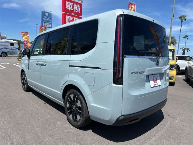 左斜後ろです！