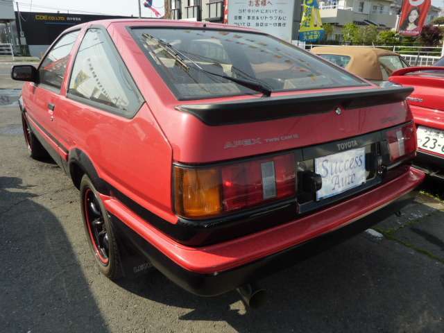 AE86の下取り、買取もご相談下さい。