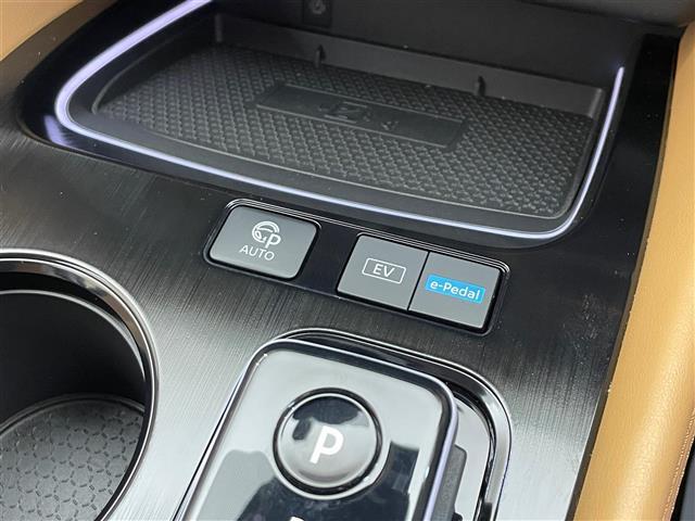 店舗にて現車の確認もいただけますので、お電話で在庫のご確認の上是非ご来店くださいませ！！！
