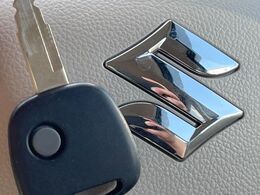 便利なキーレス♪ボタン操作で簡単にドアの解錠、施錠が可能です！