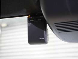 【ドライブレコーダー】万が一のときにしっかりと証拠を残しましょう！旅の思い出をドライブ映像としても残せます！　わずかなご負担で最新機種の装着も可能です。お気軽にお申し付けください。