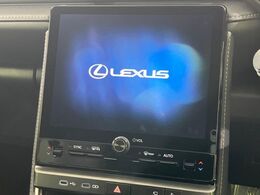 【9.8インチ　ディスプレイオーディオ】大画面のディスプレイはAppleCarPlayやAndroidAutoが利用可能。大きな画面でスマホナビアプリ等が利用いただけます♪