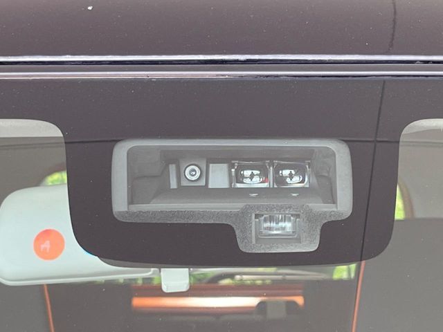 【スズキ　セーフティサポート】走行中に前方の車両等を認識し、衝突しそうな時は警報とブレーキで衝突回避と被害軽減をアシスト。より安全にドライブをお楽しみいただけます。