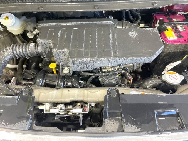 親切・丁寧な専門メカニックスタッフが応対！・車検・点検整備・事故等の修理などアフターサービスも安心。お車のカスタマイズもネクステージのサービススタッフまでご相談ください！