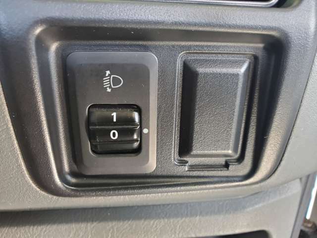 運転席右側のスイッチ類