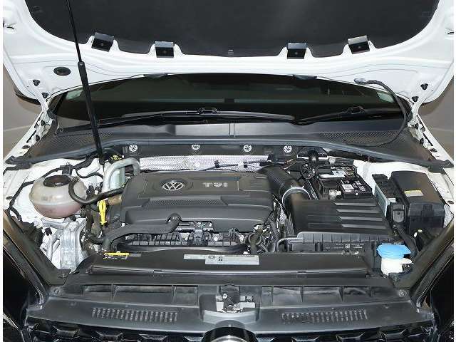 1.8TSI 132kW　6速DSGエンジン