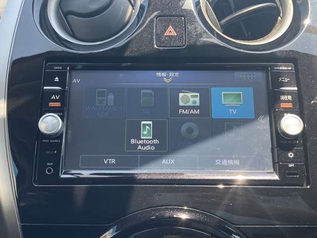 ◆メモリーナビ◆純正メモリーナビ　TV・ラジオ（AM・FM） CD・DVD・Bluetoothがご利用頂けます。Bluetoothの設定でスマートフォンの音楽 ハンズフリーで会話も出来ます。