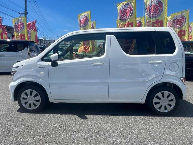今お乗り換えをご検討中の皆様はもちろん、今回やっぱり車検を受けて乗り続けようと決められた方も車検見積りお問い合わせ無料！！当店の車検は選べる車検の3タイプメニューから愛車に合った車検をどうぞ。