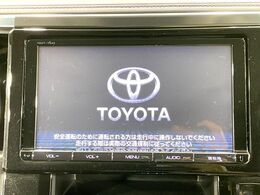 【ナビゲーション】目的地までしっかり案内してくれる使いやすいナビ。Bluetooth接続すればお持ちのスマホやMP3プレイヤーの音楽を再生可能！毎日の運転がさらに楽しくなります！！