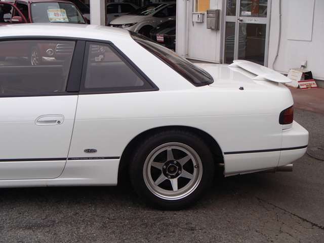 ロンシャンアルミ★APEXI車高調★柿本マフラー★リヤスポイラー★ETC★VIPERセキュリティー★禁煙車★実走行★タイミングチェーンSR20ツインカムエンジン★キーレス★DSPオーディオ★エアコン◎