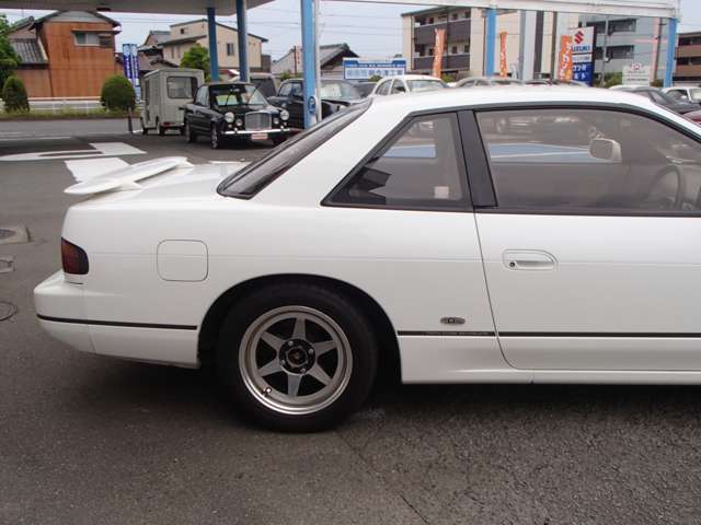 ロンシャンアルミ★APEXI車高調★柿本マフラー★リヤスポイラー★ETC★VIPERセキュリティー★禁煙車★実走行★タイミングチェーンSR20ツインカムエンジン★キーレス★DSPオーディオ★エアコン◎