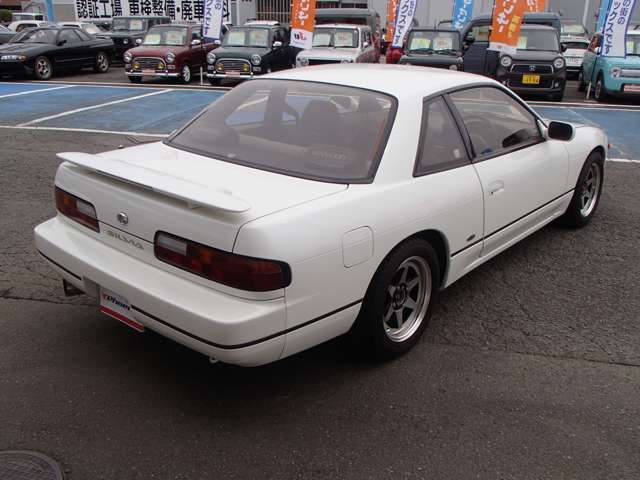 ロンシャンアルミ★APEXI車高調★柿本マフラー★リヤスポイラー★ETC★VIPERセキュリティー★禁煙車★実走行★タイミングチェーンSR20ツインカムエンジン★キーレス★DSPオーディオ★エアコン◎