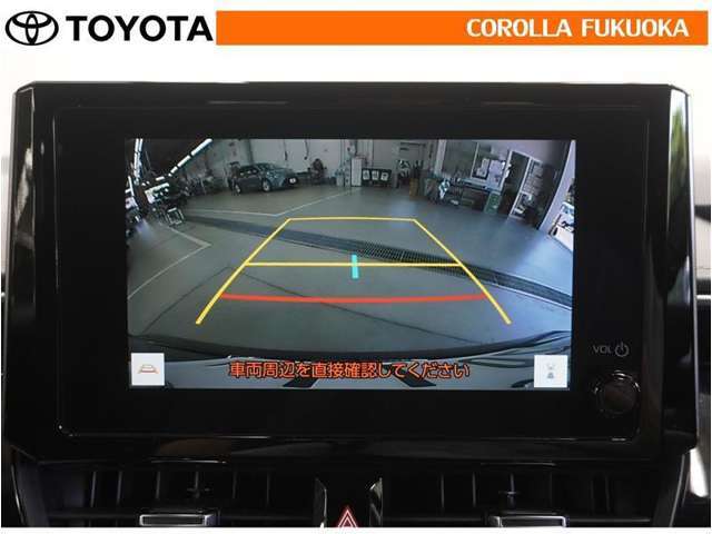 バックモニター付なので後退時に後方映像が見えるので安心。死角が減って思わぬ事故の防止にも役立ちます。