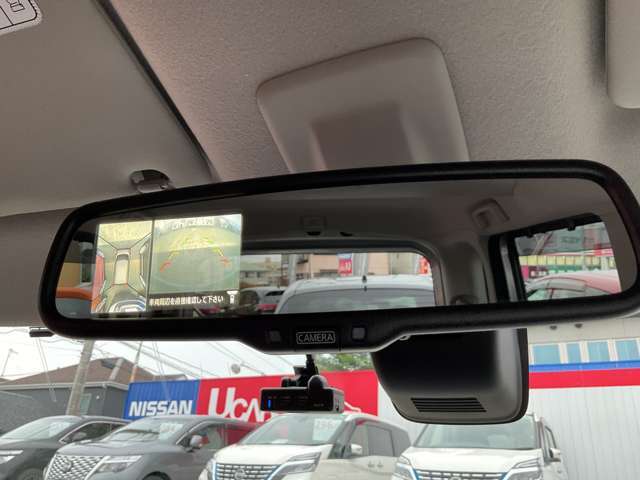 アラウンドビューモニターも映ります