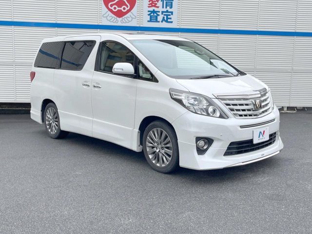 大好評のボディコーティング「弾スプラッシュコート」もご納車までに施工可能。通常のガラスコートと異なる、耐久年数6年の無機質ガラスコーティングが、ボディをキレイな状態に保ってくれます。