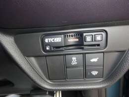 必需品のETCももちろん取付済みです。