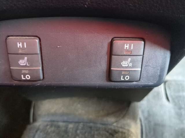 陸運局指定または認証工場にてしっかり整備を行いご納車させて頂いております！車検・ご納車後のアフターケアもお任せ下さい！