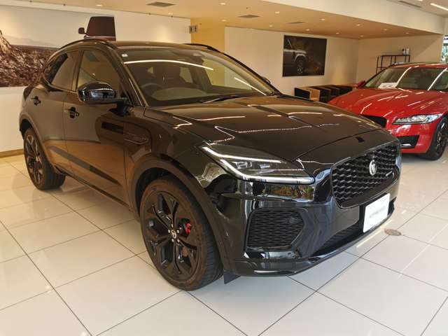 ジャガー・ランドローバーオーナー様のみがご加入いただけるブランド保険もお取り扱いいたします。一般の自動車保険と比べ、様々な特約が付帯され、オーナー様の安心・安全をメーカー・販売店一丸となりサポート。