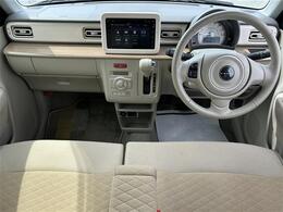 【インパネ全体】全方位で視界が広く、高い目線で運転もしやすいです！