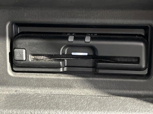 【ETC】高速道路の料金所をストレスなく通過！話題のスポットやサービスエリアに多い「スマートIC」利用時は必須のアイテムです。当店でセットアップを実施、ご納車当日からすぐにご利用いただけます！