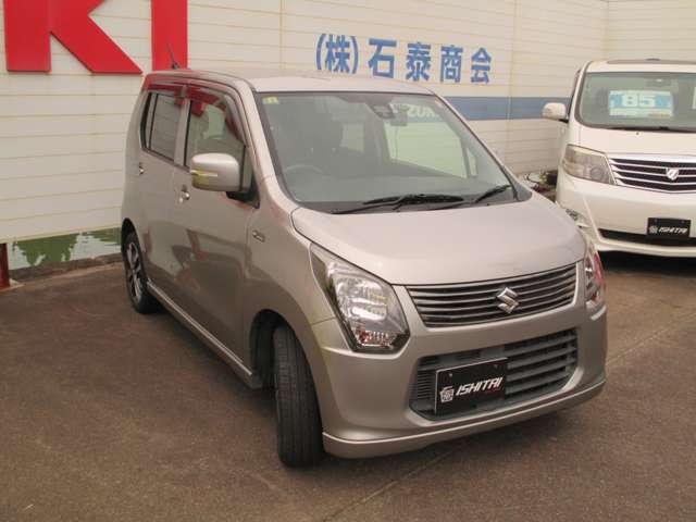 当社で無料でお付けしております3ヶ月・3000kmの保証の保証書になります。ご納車の際にお付けいたしますので、購入後も安心してお乗り下さい。