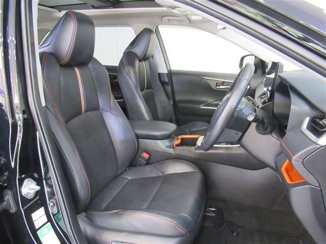 フロントシートはクリーニング済みです♪