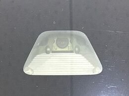 【スマートアシスト】走行中に前方の車両等を認識し、衝突しそうな時は警報とブレーキで衝突回避と被害軽減をアシスト。より安全にドライブをお楽しみいただけます。