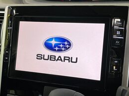 【純正8型SDナビ】ナビゲーション機能はもちろん、多彩なメディアを大画面でお楽しみいただけます。フルセグTV、ミュージックサーバー、Bluetooth接続CD・DVD再生も可能！