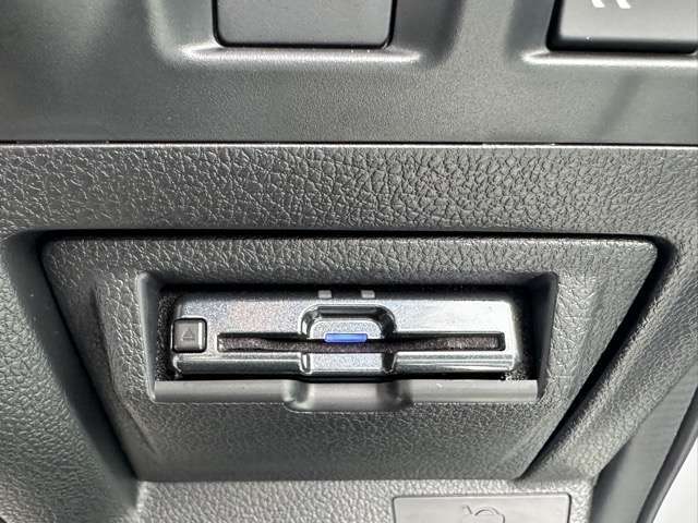 ★納車前に、当社の指定工場で納車前点検を行って納車しますので、安心してお乗りいただけます！もちろん、点検料は車両本体価格に含まれています！