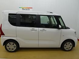 運転席側は手動のスライドドアとなります