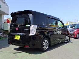 荷台スペースも十分広く、アウトドアでの荷物・キャンプ用具やフィシングなどに最適です。