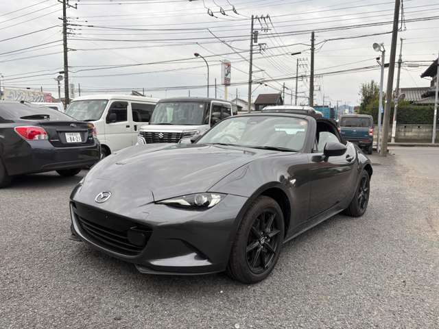 理由2【独自の仕入れルート】→買取車両や独自の仕入れルートを確保しより安く仕入れすることにより、良質な車両を厳選して販売を行っております。多くの業者様にも総額で販売しております。