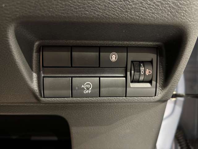 衝突軽減ブレーキ☆安全装備が充実したサポカーです☆