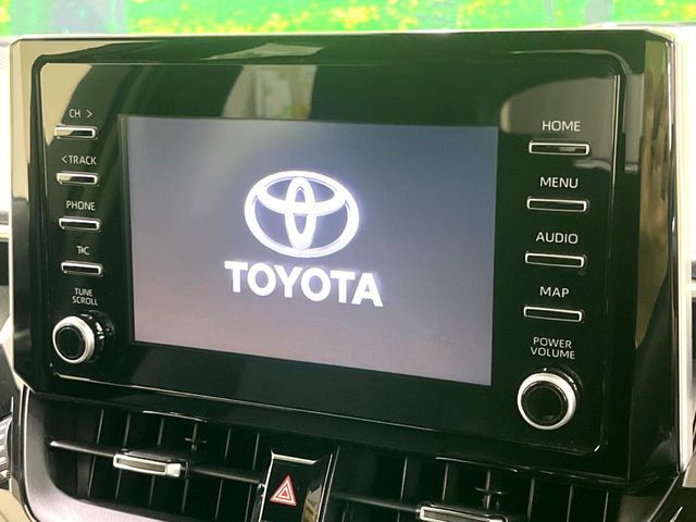 【ディスプレイオーディオ】お手持ちのスマートフォンとの連携で、ナビや音楽再生など各種アプリを使用可能。スマホに近い感覚でお使いいただけます♪